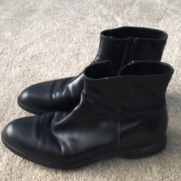 Prada Zipper Up Chelsea Boot - Picture 3 of 7